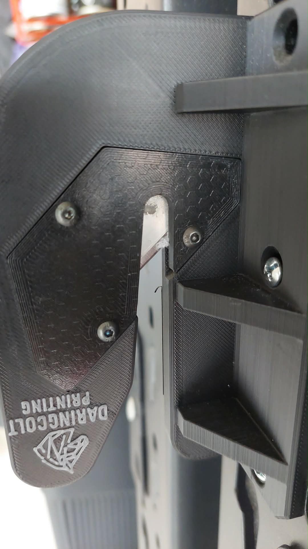 3D‑printed T‑shirt cutter