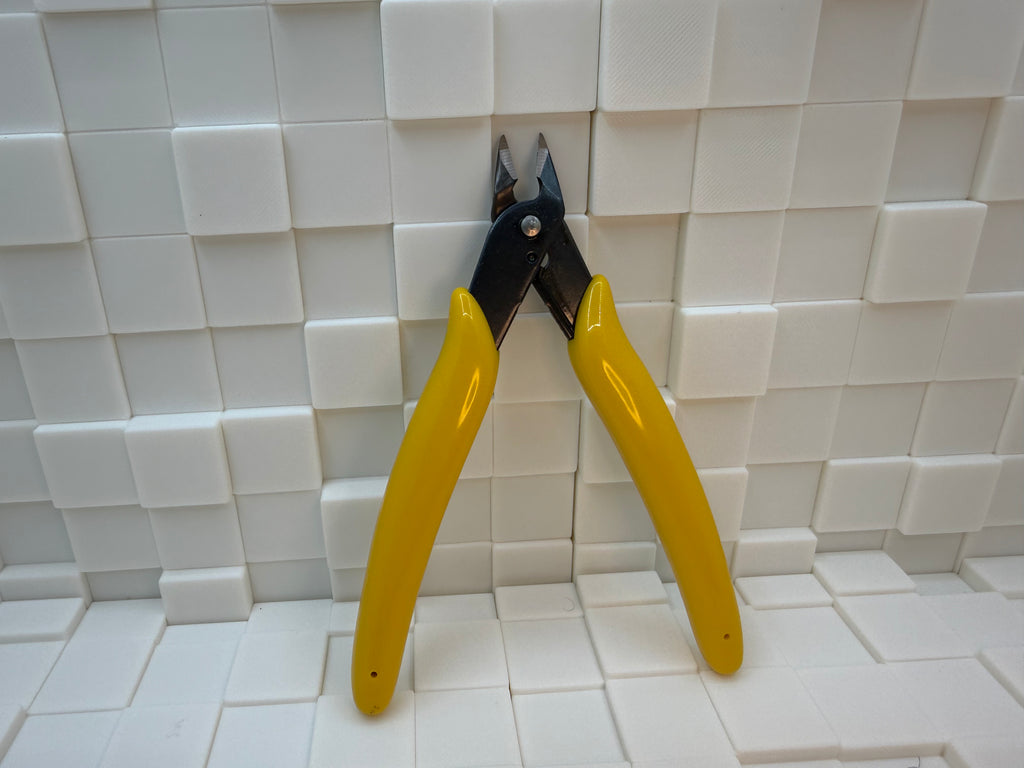Universal Side Cutter Pliers image 7