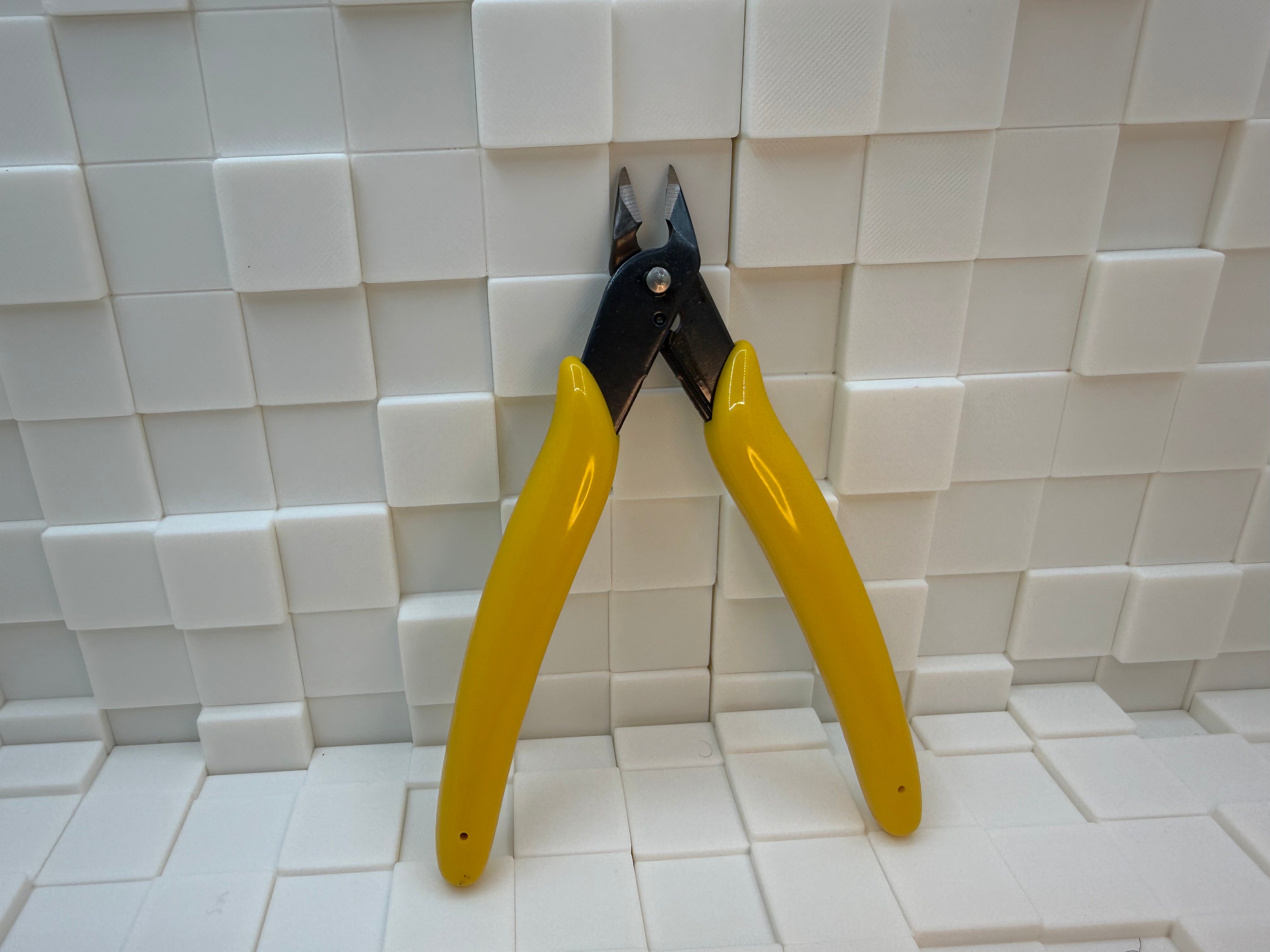 Universal Side Cutter Pliers image 7