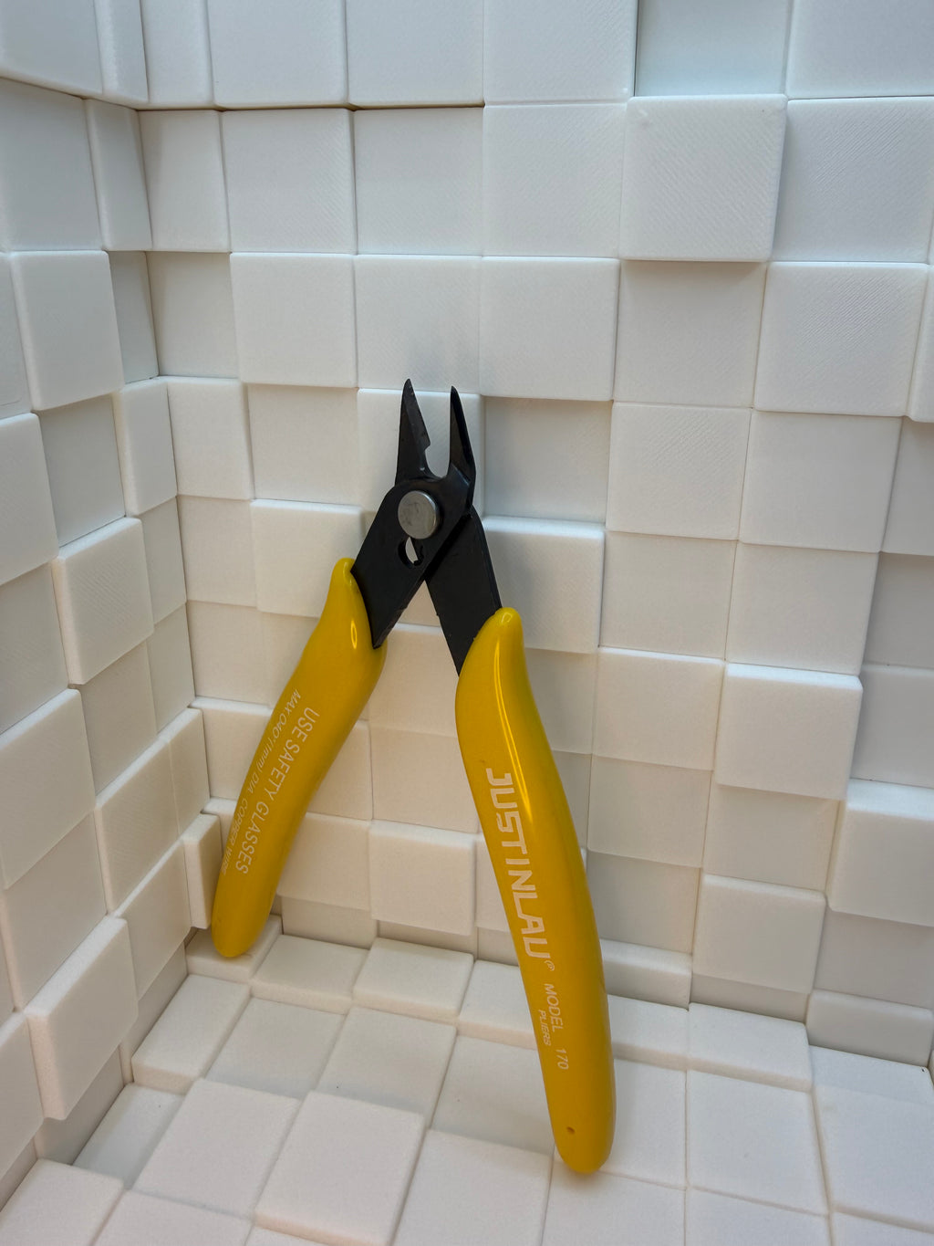 Universal Side Cutter Pliers image 6